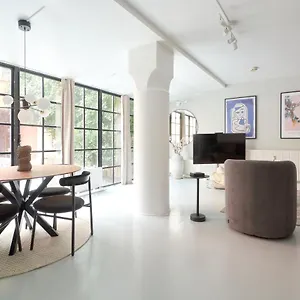 Stylish Ground Floor Flat Perfect For Couples Apartment